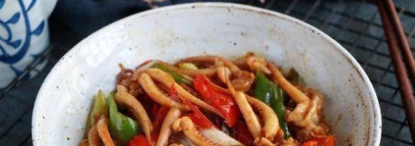 炒鱿鱼小技巧, 这样炒出来的鱿鱼, 才能入味而且不炒糊