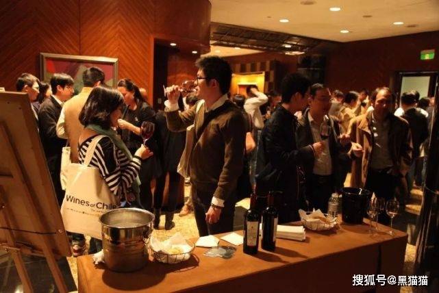 2022年币圈女商务生存现状<strong></p>
<p>币圈千里</strong>！