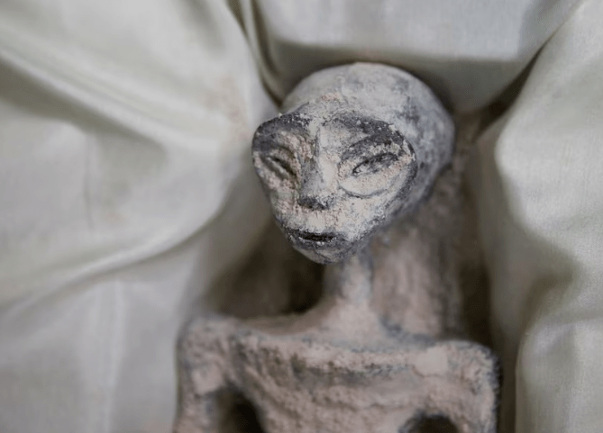 NASA公布UFO报告<strong></p>
<p>UFO</strong>，外星人话题为何那么受关注？