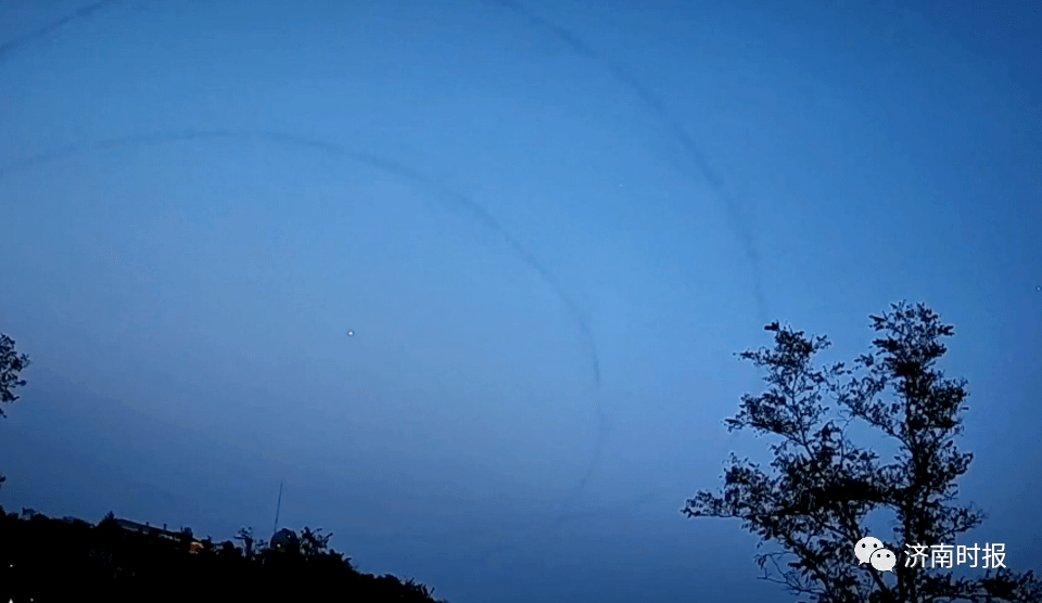 6天内3次拍到<strong></p>
<p>UFO</strong>，济南又现UFO，“非常罕见”