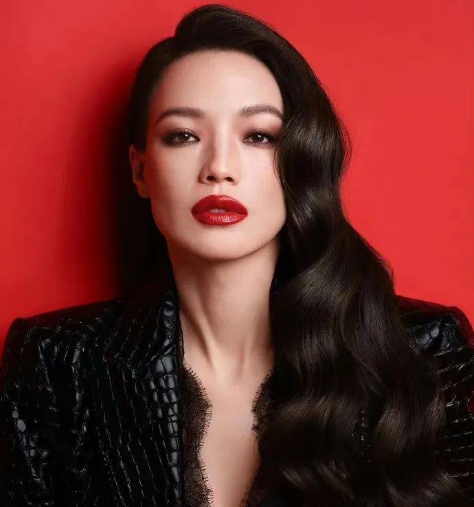 今日热点：EXOCBX起诉SM代表欺诈；火箭少女六周年合照......