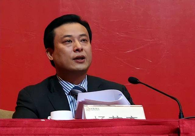 杨荣森<strong></p>
<p>币动</strong>，再度被查！
