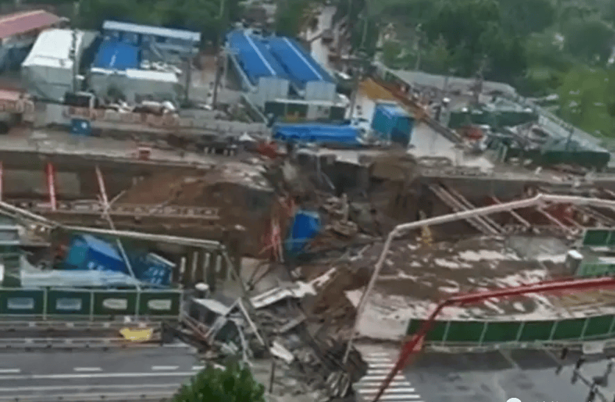 深圳一施工现场发生坍塌<strong></p>
<p>UPEX</strong>，13名作业人员失联