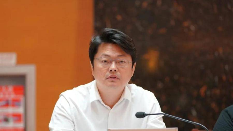 北京拟提名两位区长人选<strong></p>
<p>UPEX</strong>，有一位“80后”