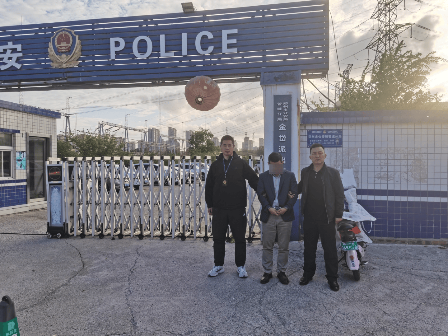 四川首例！阿坝黑水警方侦破生产销售伪劣新能源充电桩案：小作坊组装<strong></p>
<p>币阁</strong>，嫌疑人被批捕
