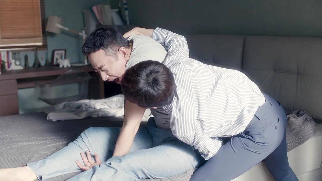 让情绪“躲猫猫”的单人沙发<strong></p>
<p>EXX</strong>，我也想拥有