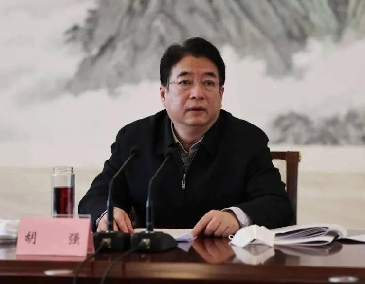 龙年首“虎”胡强被公诉<strong></p>
<p>Mooniswap</strong>，曾陷入江西“周公子”炫富风波