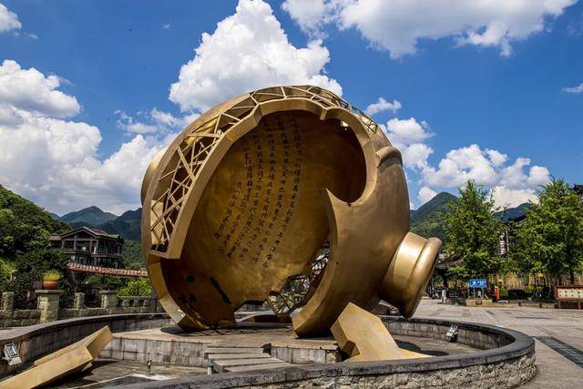 大洗牌后<strong></p>
<p>BitMarket</strong>，茅台镇突然入冬