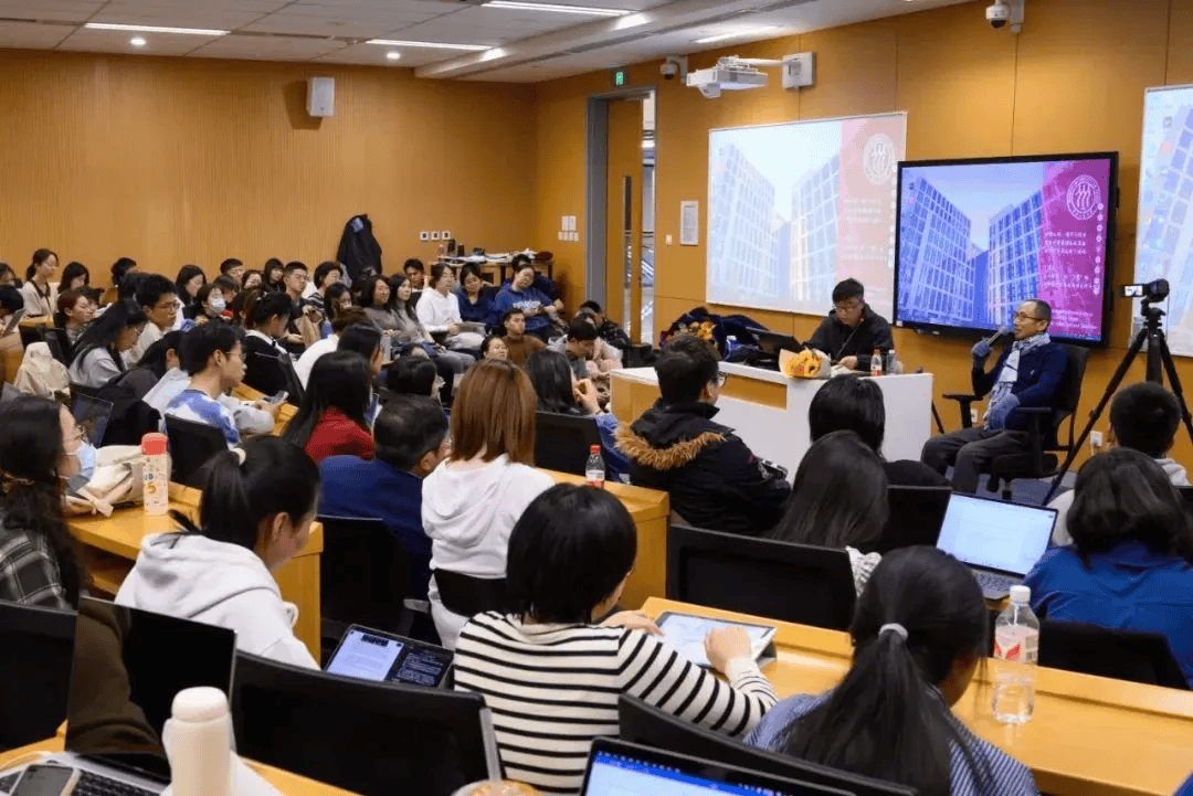 “请不要在我的墓前哭泣<strong></p>
<p>BitMarket</strong>，我不在那里，也没有消失”
