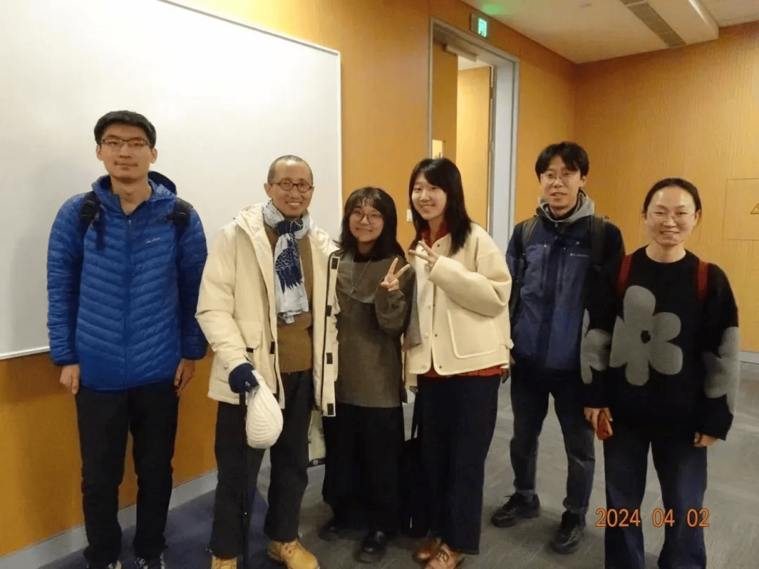 “请不要在我的墓前哭泣<strong></p>
<p>BitMarket</strong>，我不在那里，也没有消失”