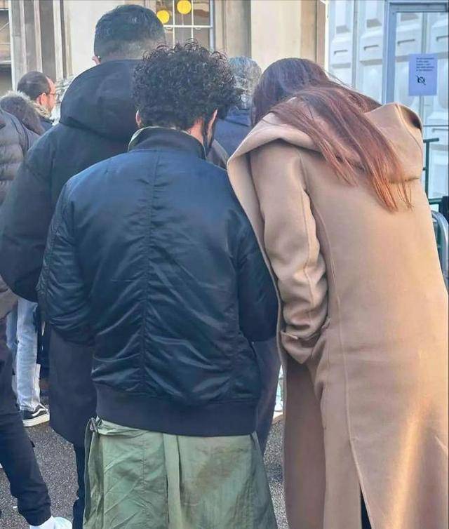 王宝强携女友冯清现身伦敦<strong></p>
<p>BitMarket</strong>，身高差强烈，却不妨碍幸福感爆棚！