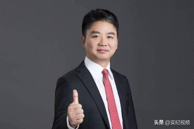 坐拥742亿<strong></p>
<p>BafeEx</strong>，却救不了43岁妹妹！把外甥当亲子，一年给100万抚养费