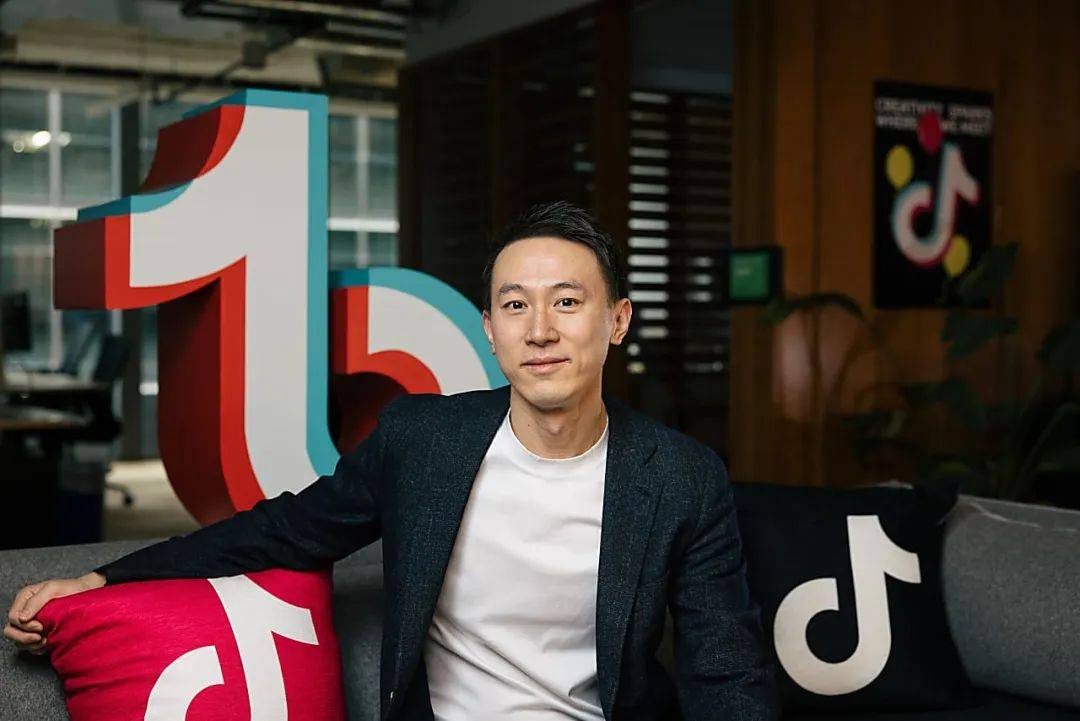 Tiktok弹窗感谢川普续命90天<strong></p>
<p>Moomex</strong>，周受资和扎克伯格受邀总统就职典礼“瓜田对决”