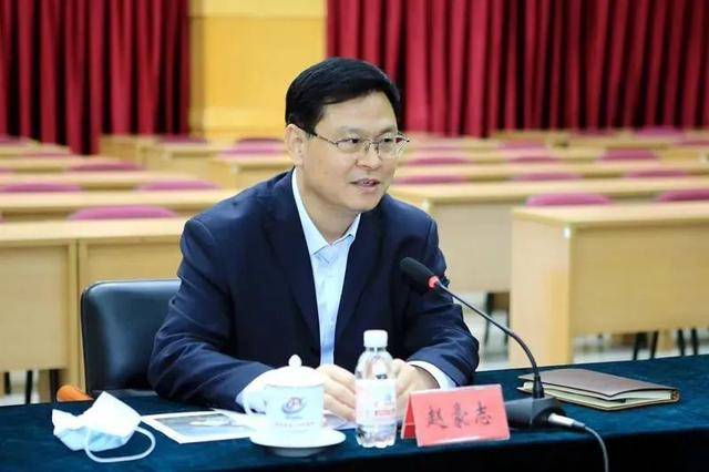 山东省委原常委徐海荣、青岛原市长赵豪志<strong></p>
<p>鲸交所</strong>，有新职