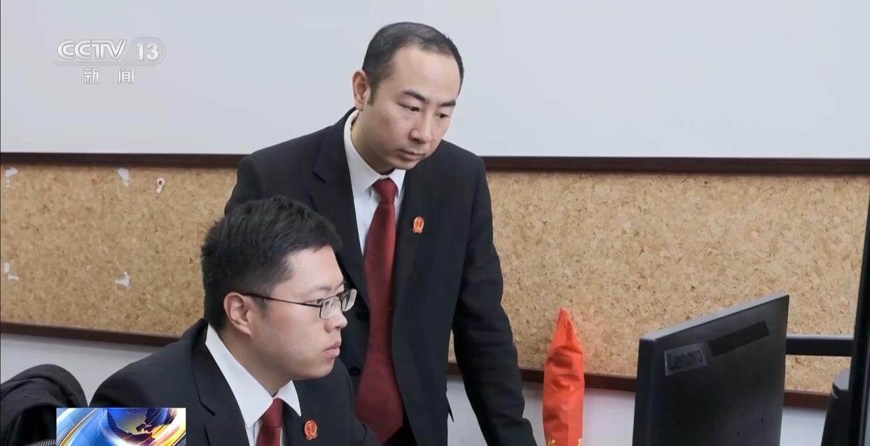 独身女子病逝后叔姑舅姨9人争遗产<strong></p>
<p>ATOP</strong>，房产为何收归国家？案例释法→