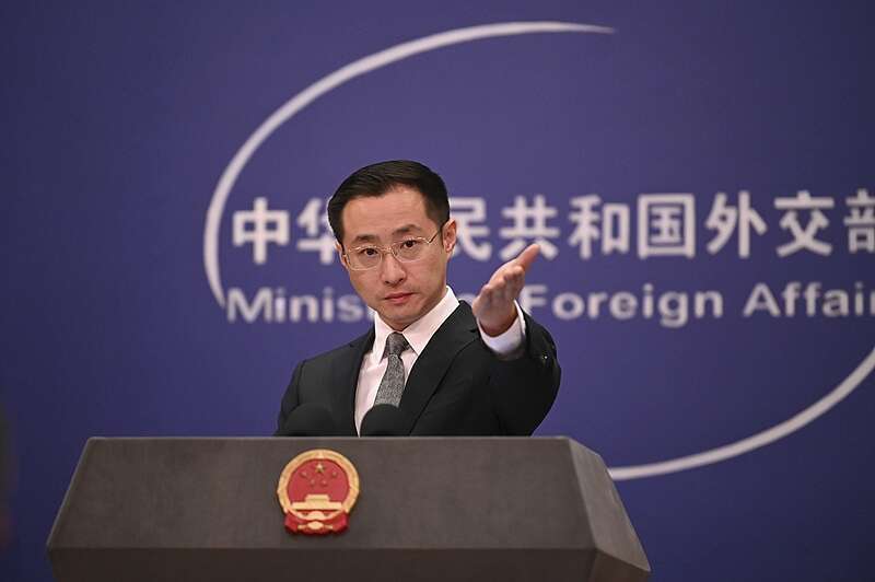 中方谈美国鼓动<strong></p>
<p>BKOEX</strong>他国对华加税：吹灭别人的灯并不能让自己更光明
