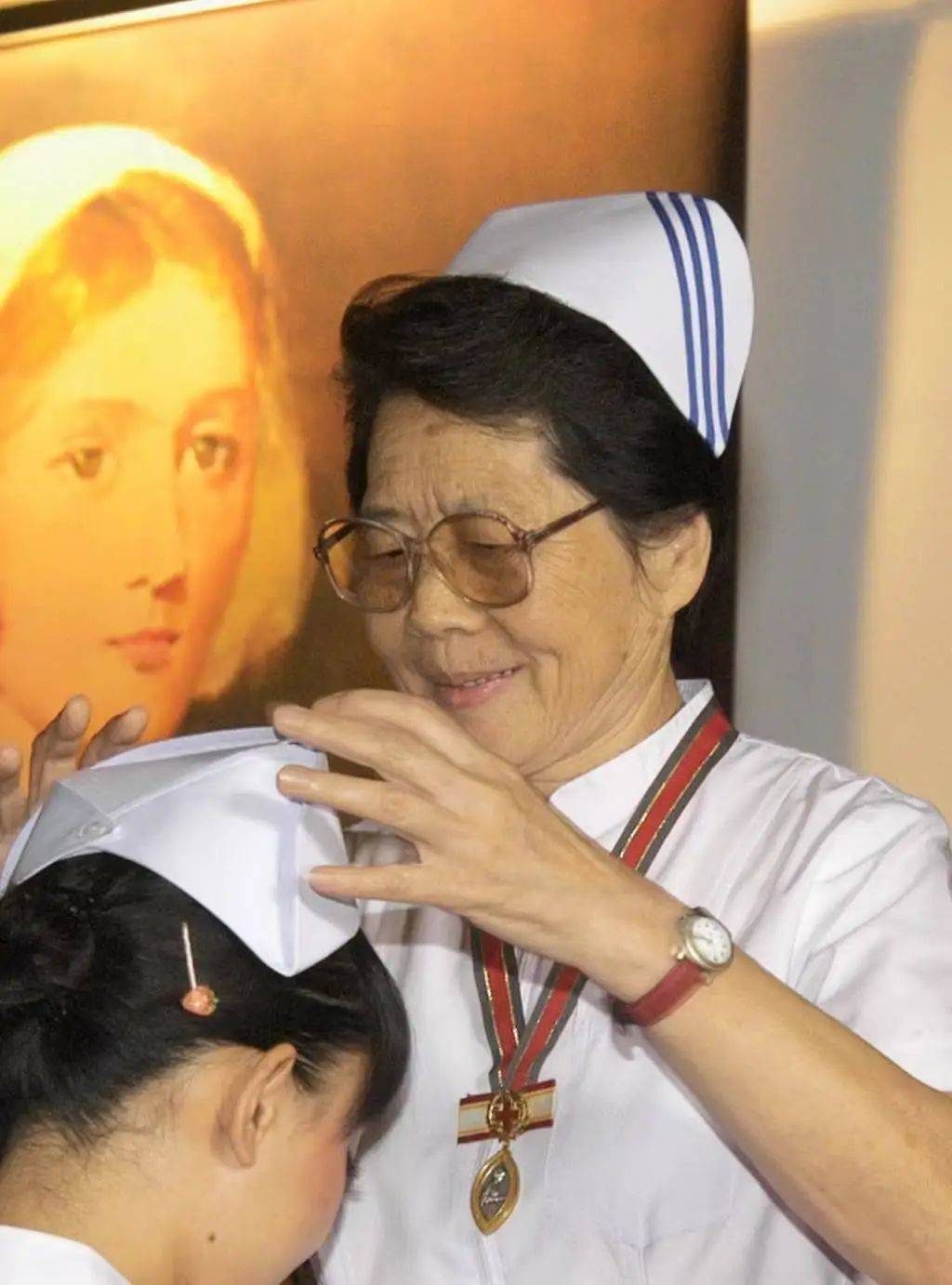 曾熙媛同志<strong></p>
<p>BKOEX</strong>，在京逝世