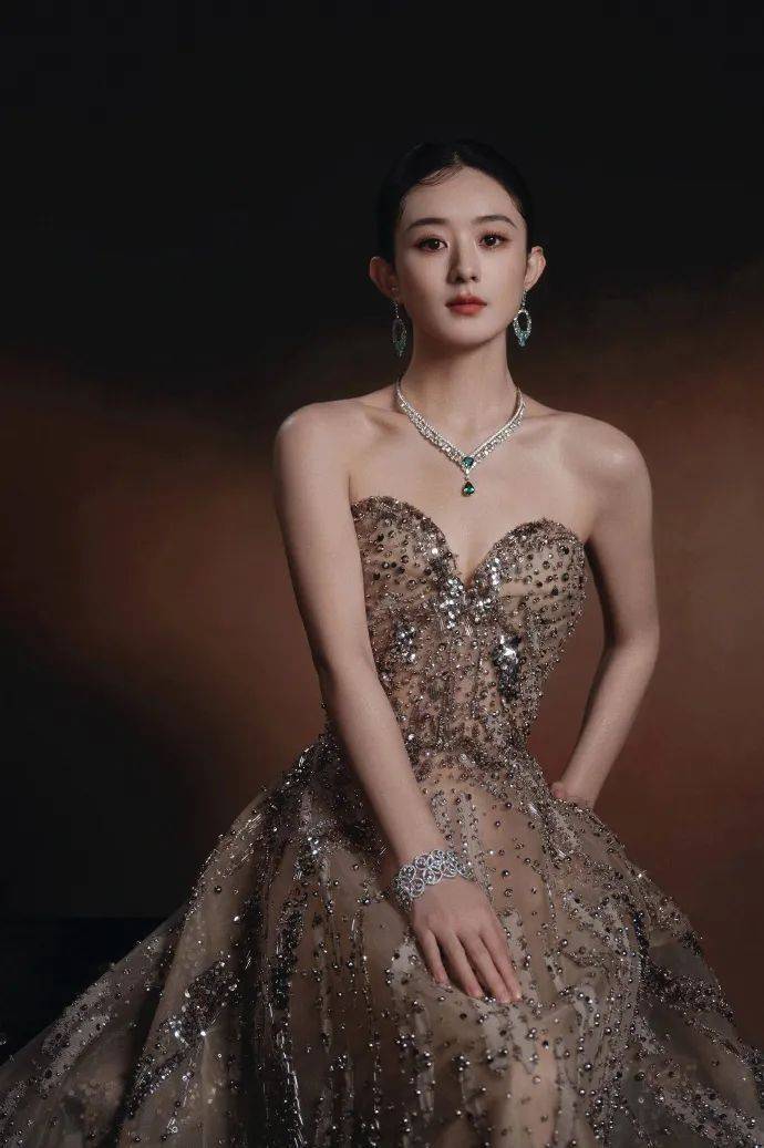 冯小刚执导<strong></p>
<p>BKOEX</strong>！赵丽颖新电影官宣：4月4日全国上映