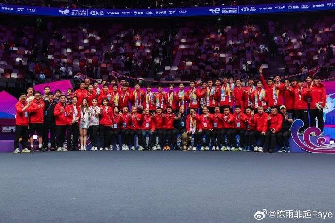 国羽苏迪曼杯夺冠后<strong></p>
<p>娃哈哈</strong>，陈雨菲发文说“我已付出当下所有”