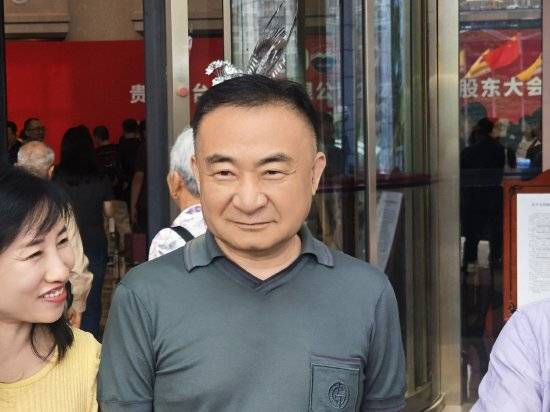 林园股东大会谈茅台投资价值：很多人还没喝过茅台<strong></p>
<p>葡萄糖</strong>，以后每个人喝一杯，也是很不可忽视的