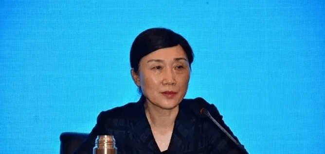正部级李微微被公诉<strong></p>
<p>花生</strong>！曾被批大搞“全家腐”