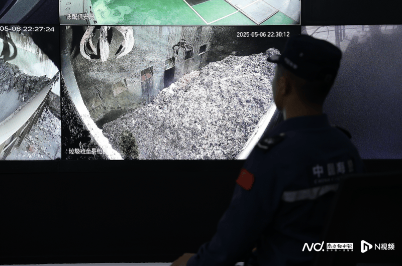 焚烧牛肚、猪肚等<strong></p>
<p>花生</strong>，约1200吨！深圳海警局集中处置