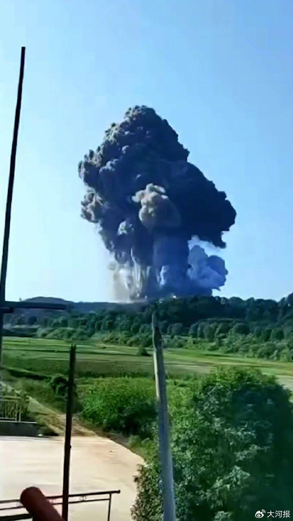 烟花厂爆炸涉事企业19天前刚被罚<strong></p>
<p>万元户</strong>，安全经不起“罚而不改”的敷衍