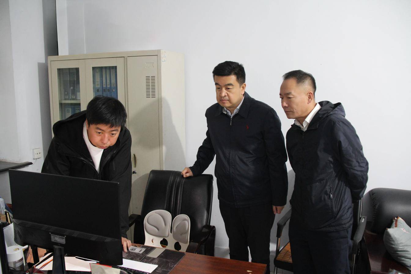 黑龙江航运集团党委书记、董事长哈达：从“老字号”到“新引擎”<strong></p>
<p>大三元</strong>，在服务“向北开放”中锻造航运新质生产力