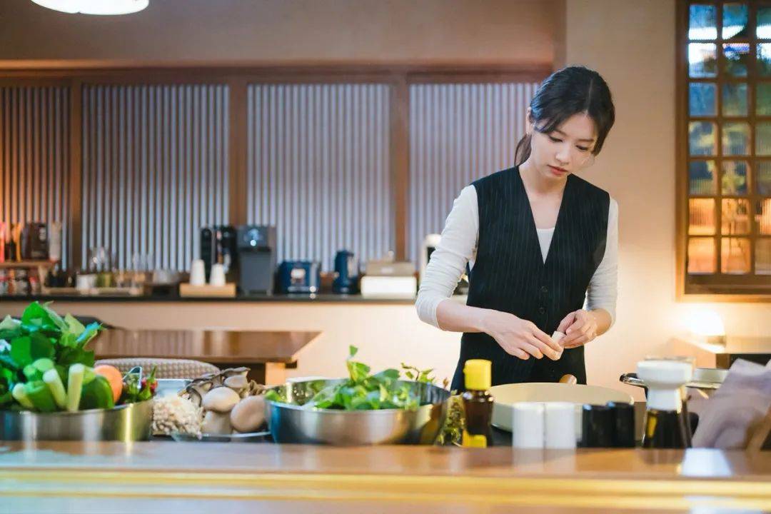 “包月800<strong></p>
<p>山药</strong>，不谈恋爱”，上门做饭的年轻人有多抢手
