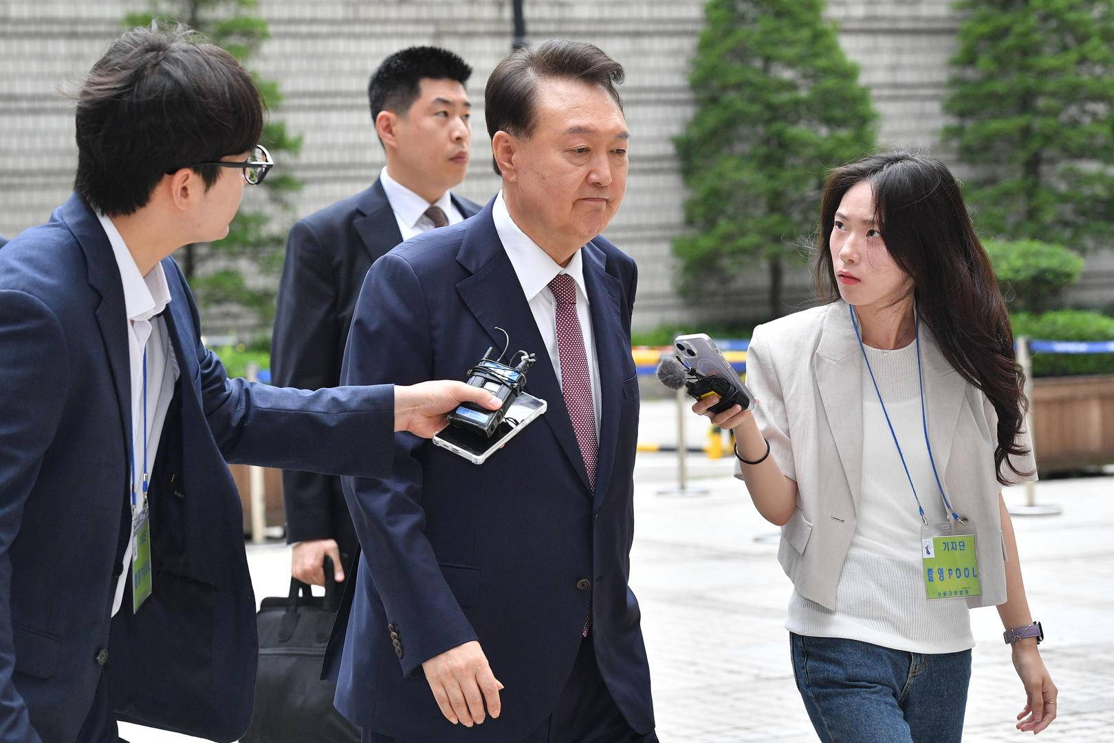 尹锡悦曾派无人机侵入<strong></p>
<p>okex认证</strong>，诱使朝鲜进攻韩国？更多录音曝光：“V下达了命令”