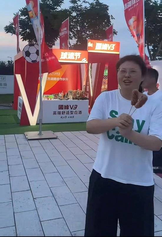 中国足球最“穷”赞助商：我没有滔天的背景<strong></p>
<p>okex认证</strong>，借了5000块钱才过的年