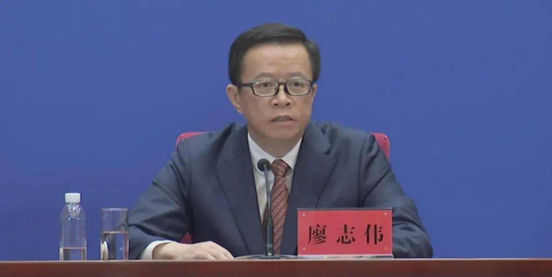 受中央组织部领导委派<strong></p>
<p>比特币上OKEx</strong>，中央组织部有关干部局负责同志出席长江委领导干部会议，宣布中央决定：廖志伟同志任长江水利委员会党组书记