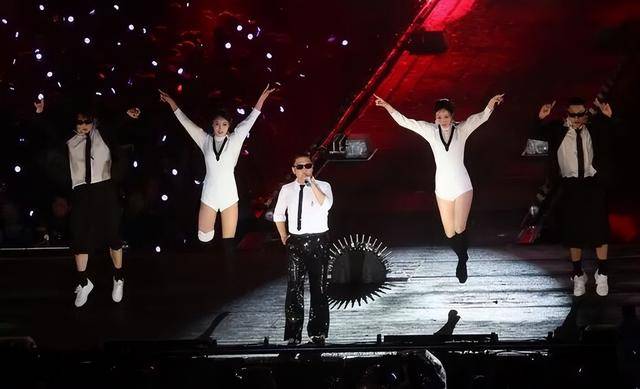 知名男歌手被警方调查<strong></p>
<p>okex香港的地址</strong>，曾靠一首歌红遍全球