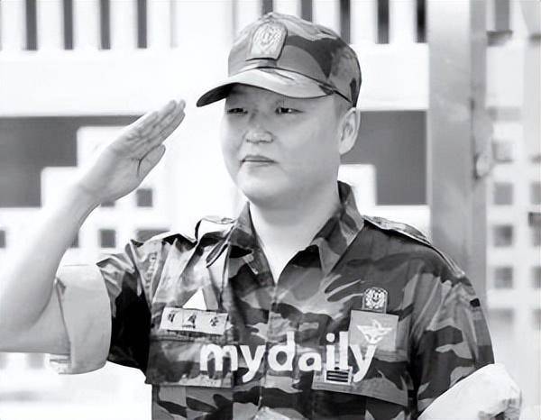 知名男歌手被警方调查<strong></p>
<p>okex香港的地址</strong>，曾靠一首歌红遍全球