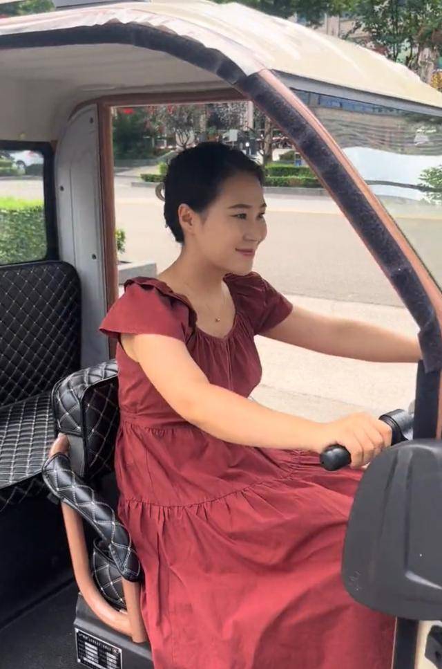 河南95后高校女辅导员“没苦硬吃”：暑假自驾1000公里家访<strong></p>
<p>okex香港的地址</strong>，从电三轮到汽车，已坚持两年