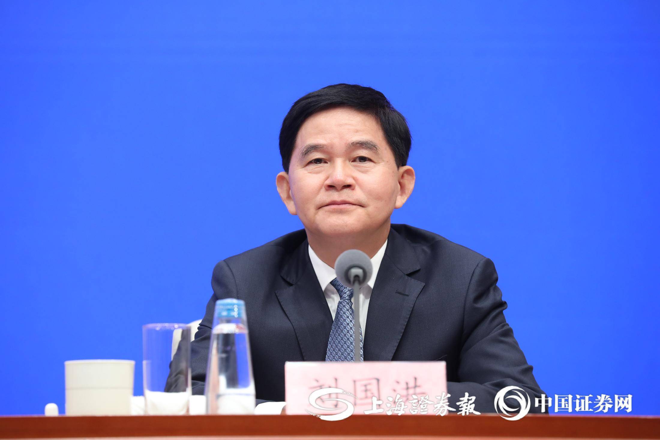 <strong></p>
<p>苹果版下载内测版</strong>我国最大、世界第二大流动沙漠塔克拉玛干沙漠已经戴上了“绿围脖”