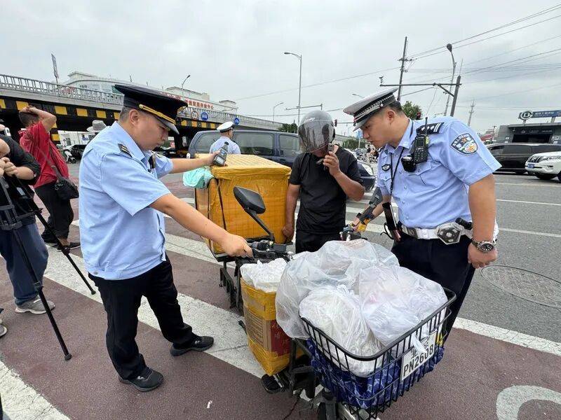 全链条溯源<strong></p>
<p>苹果版下载内测版</strong>，交管市场联合整治电动自行车非法改装