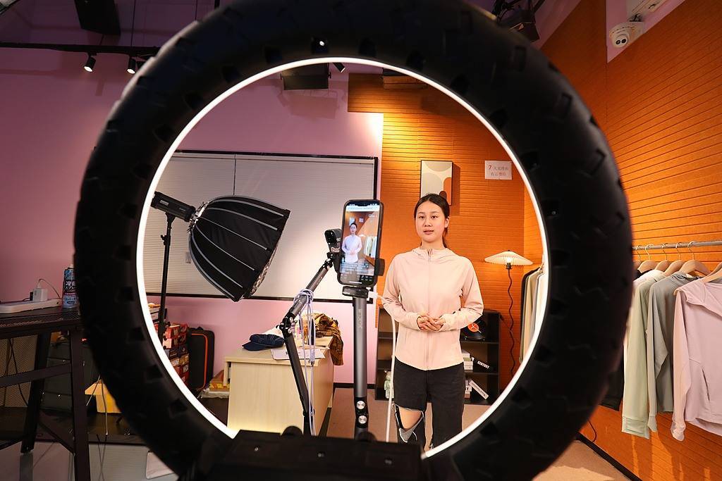 中小电商加速“撤离”杭州九堡<strong></p>
<p>defi钱包提现</strong>，有园区空置率逼近40%