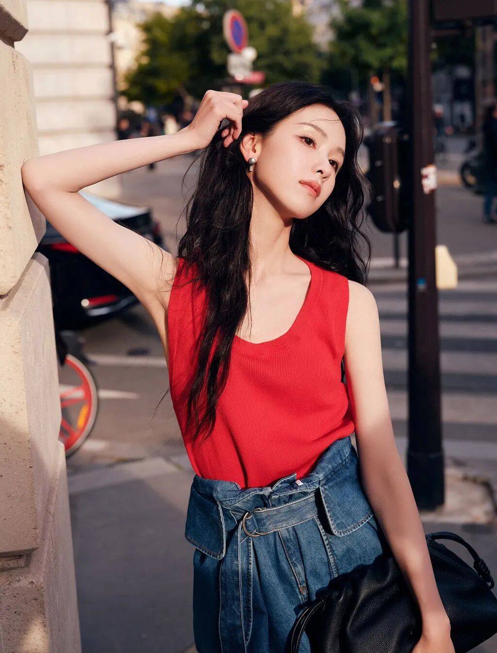 时装周上的女明星<strong></p>
<p>okex中国官网</strong>，秋冬氛围感一键封顶！