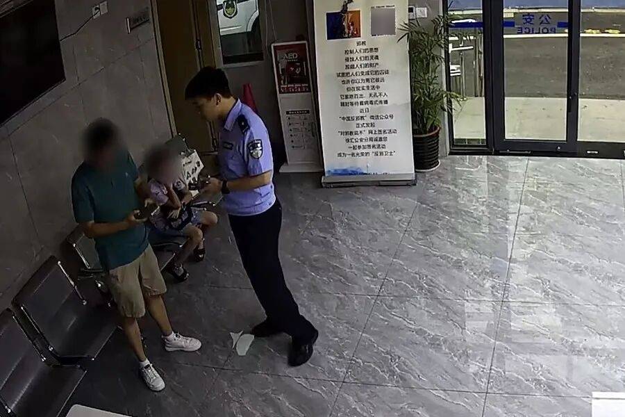 突然群发<strong></p>
<p>okex币官网app</strong>！大批上海市民收到警方短信！全市爆火网红已被锁定...有爸爸因孩子违规被罚款