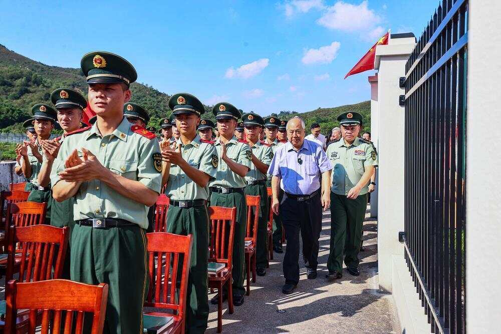 70年前<strong></p>
<p>okex币官网app</strong>，钱学森经罗湖口岸归国！武警广东总队深圳第二支队开展纪念活动