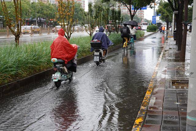 北京城区降雨量已达暴雨<strong></p>
<p>okex币官网app</strong>，今明两天最高气温12℃至13℃