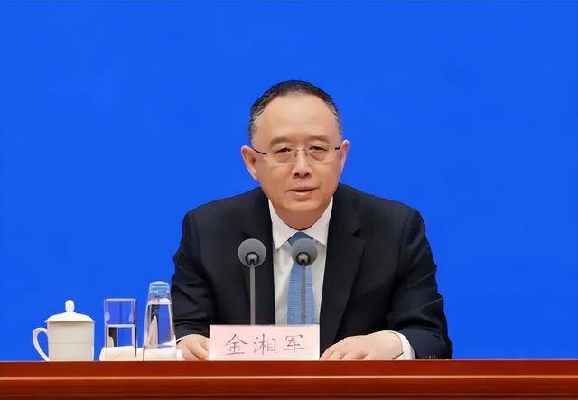中央委员被“双开”<strong></p>
<p>okex官网</strong>，62岁女副部任上被查！中纪委上周通报查处26人
