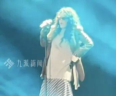 歌手陈粒演出中耳机爆炸<strong></p>
<p>okex交易平台app下载链接</strong>,发文称“将开始减少舞台工作”,透露此类事故已发生3次